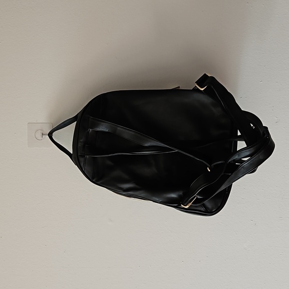 Aldo Bookbag! - Picture 4 of 7